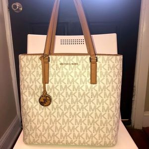 Michael Kors bag